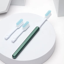 Nada - Adult Toothbrush with 3 Replacement Heads NEW!