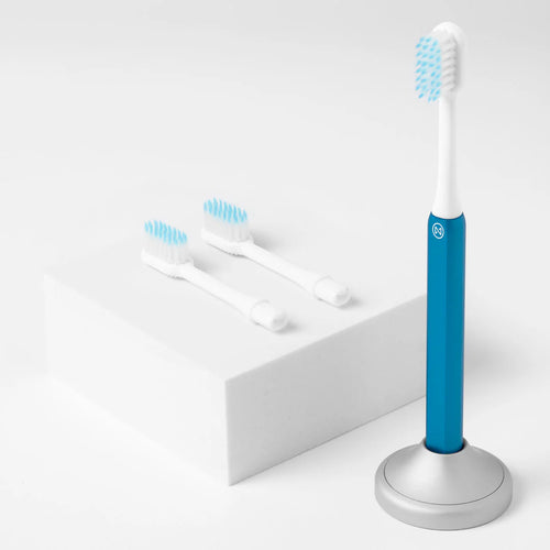 Nada - Kids Toothbrush with 3 Replacement Heads NEW!