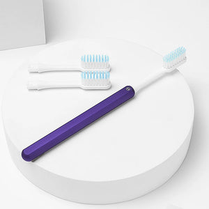Nada - Adult Toothbrush with 3 Replacement Heads NEW!